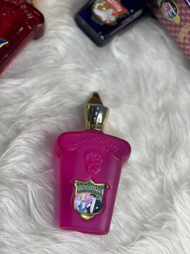 عطر وادکلن زرجوف کازاموراتی گرن بالو